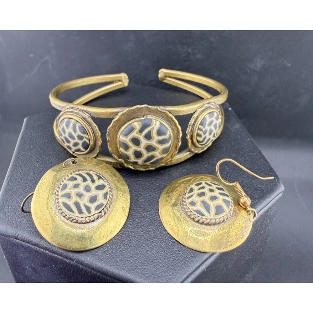 Vintage Bangle Bracelet Dangle Earrings Set‎ Clay Inlay Brass Tone 6.5